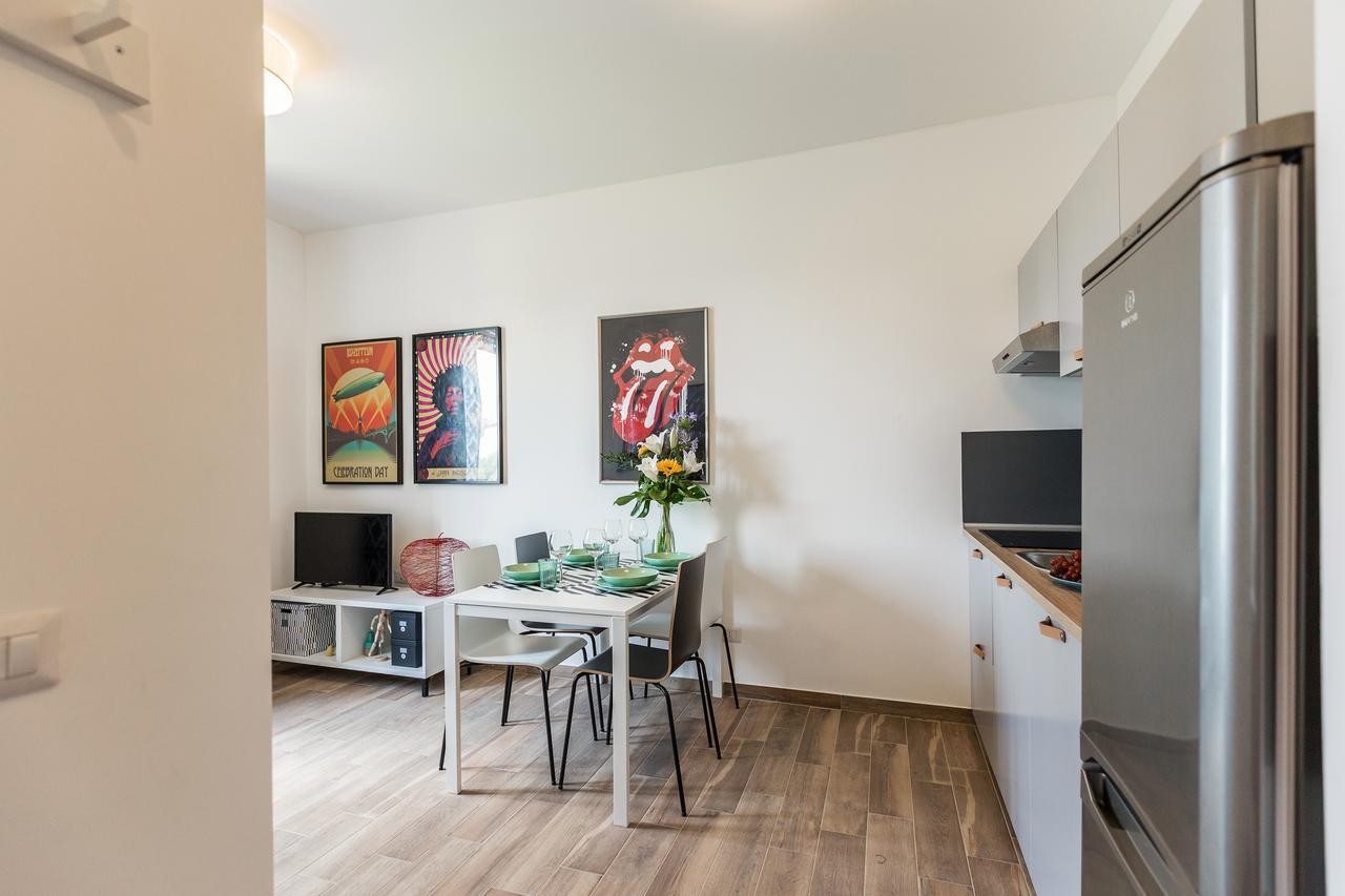 Certosa Colorful Mini Flats Apartment Milano Exterior foto